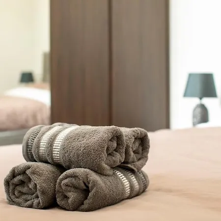 Penthouse With Seaviews And Country Views, Near Beaches * Mellieħa