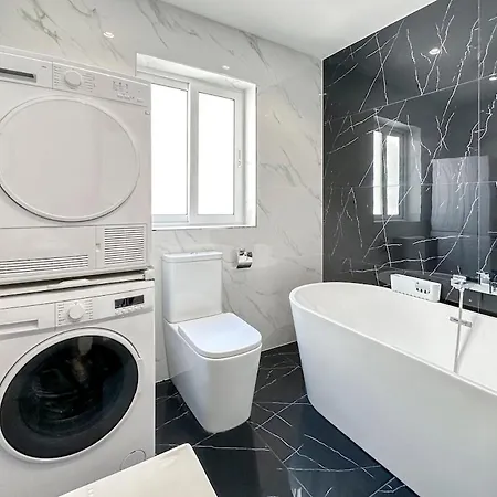 Penthouse With Seaviews And Country Views, Near Beaches