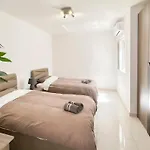 Seaview Penthouse In Mellieha, Views Of Gozo, Near Beaches